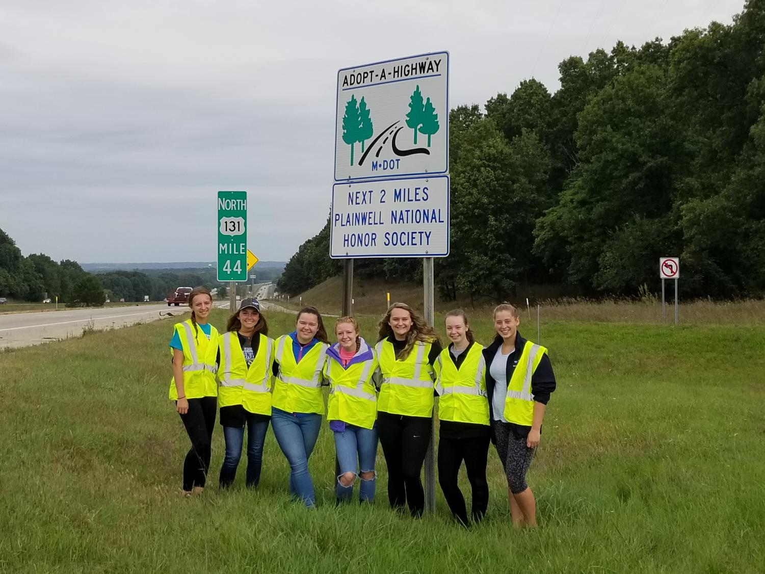 PHS students join adopt-a-highway